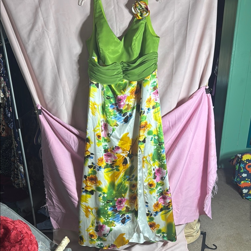 Floral Green and White Dress